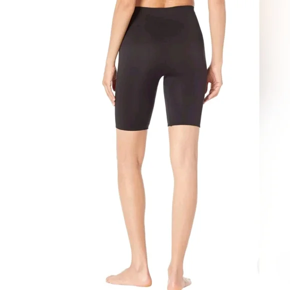 NWT Spanx Lamn Biker Short Very Black #50180R  / Shapewear/ Athleticwear - Picture 2 of 9